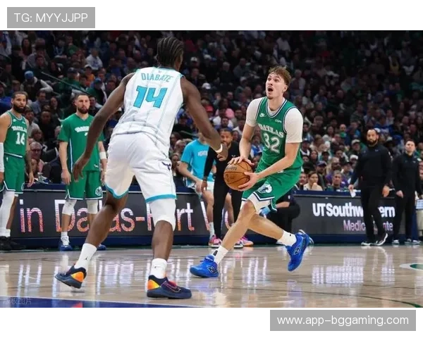 黄蜂独行侠新秀对决，克努佩尔与弗拉格数据对比